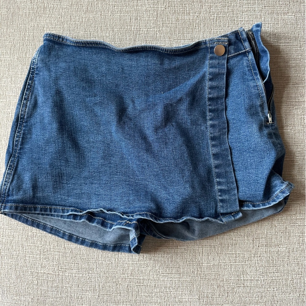Love Tree Blue Denim Skort